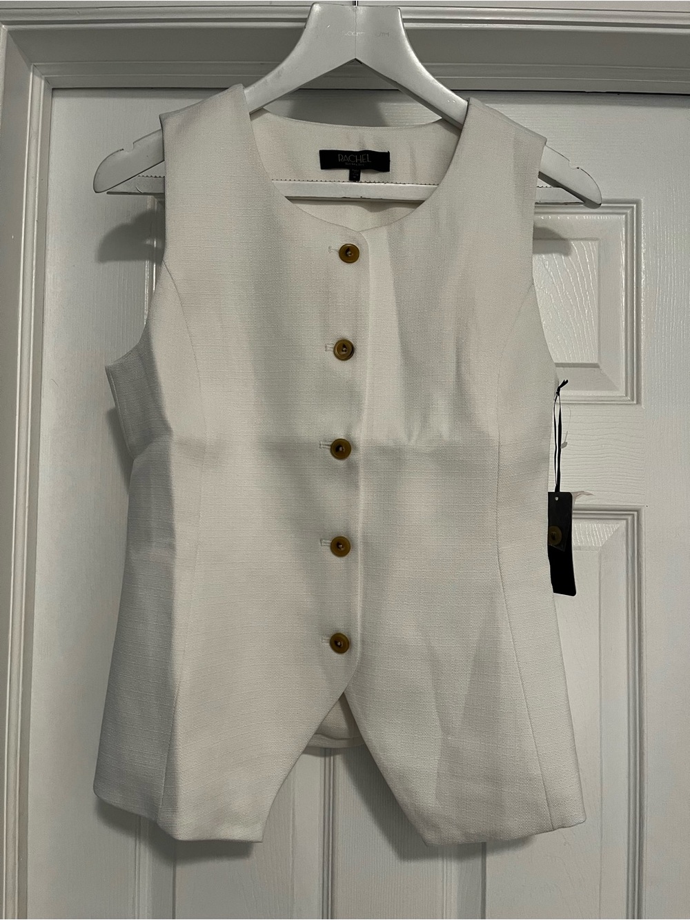 Rachel Roy White Sleeveless Button Front Vest